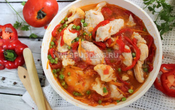 Курица тушеная с овощами